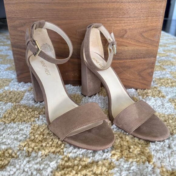 Nine West nude heels size 8 - Picture 1 of 5